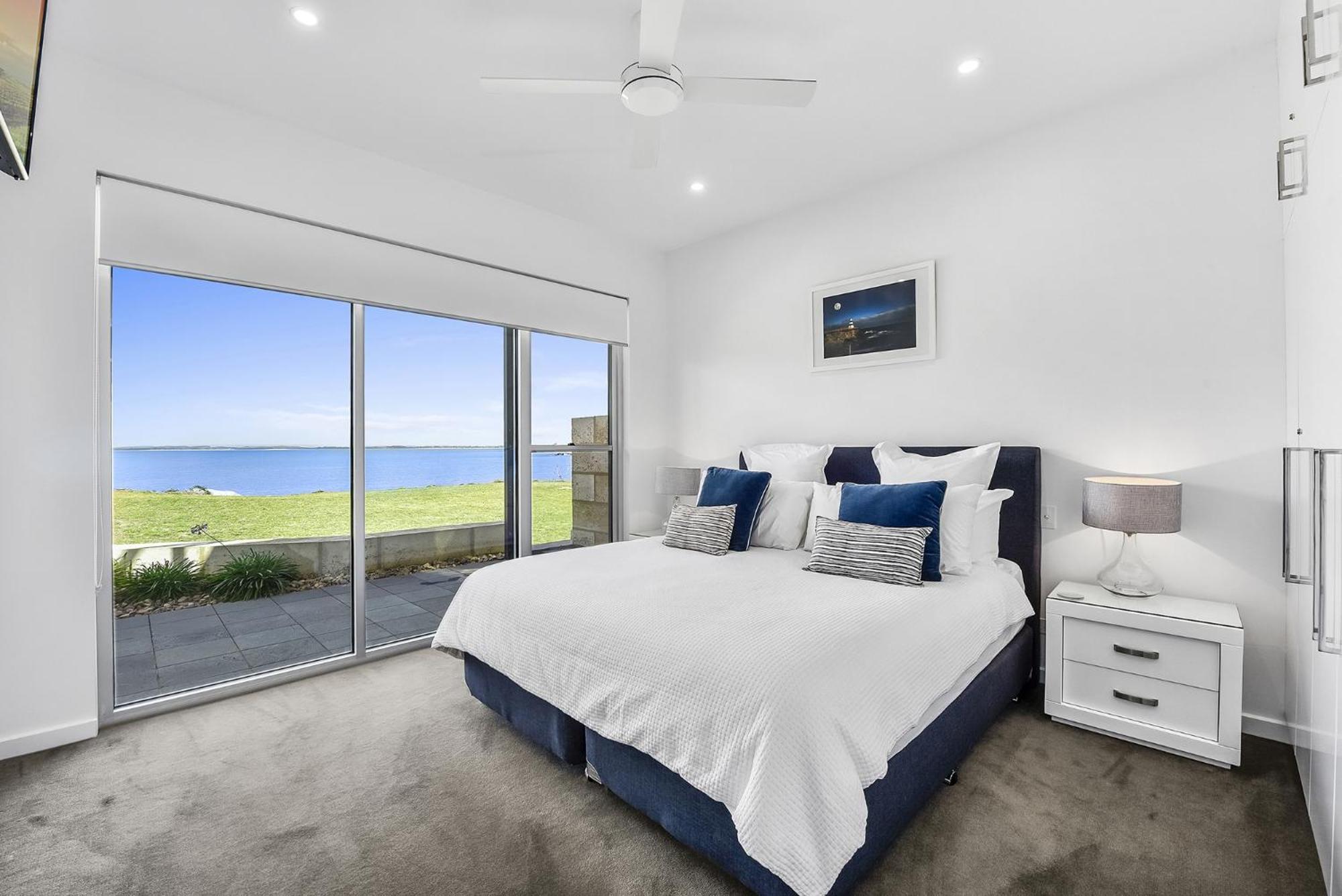 Aloha Waterfront Properties رداء الغرفة الصورة